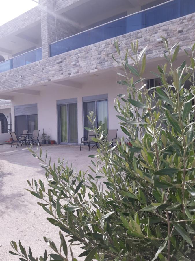 Zara Apartments Ulcinj Bagian luar foto
