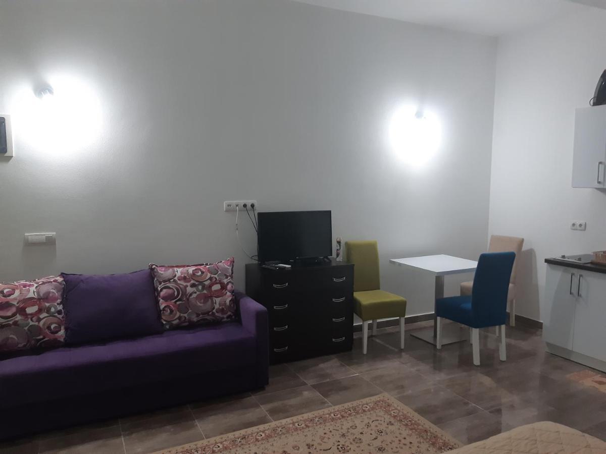 Zara Apartments Ulcinj Bagian luar foto