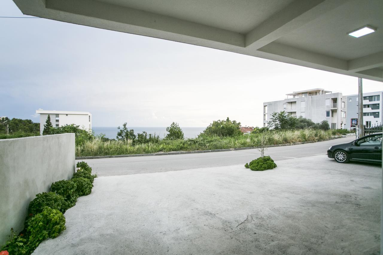 Zara Apartments Ulcinj Bagian luar foto